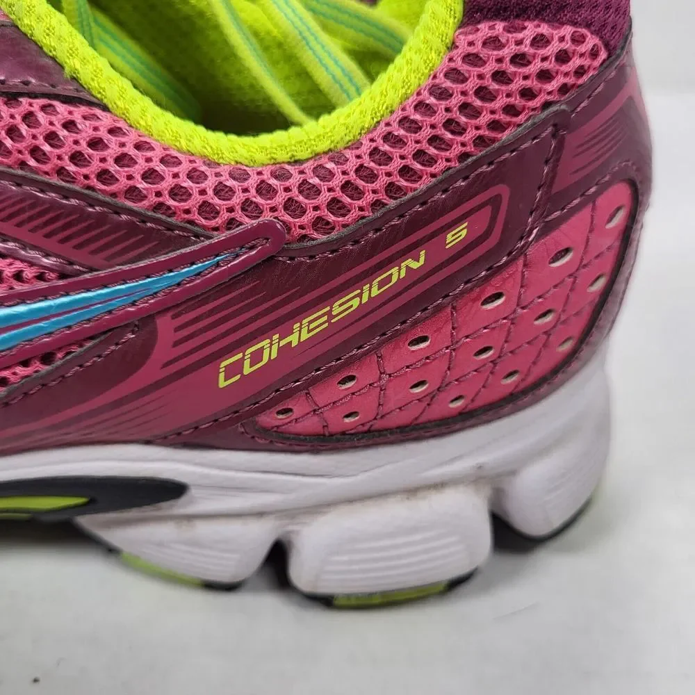 Saucony orders shipped